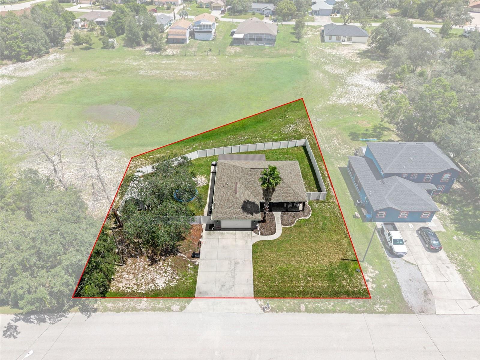 10225 Jollett St Property Photo 6