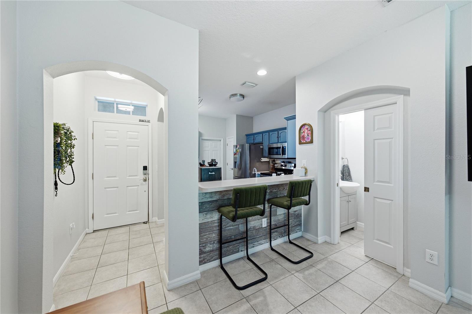 2405 Earlswood Ct Property Photo 17