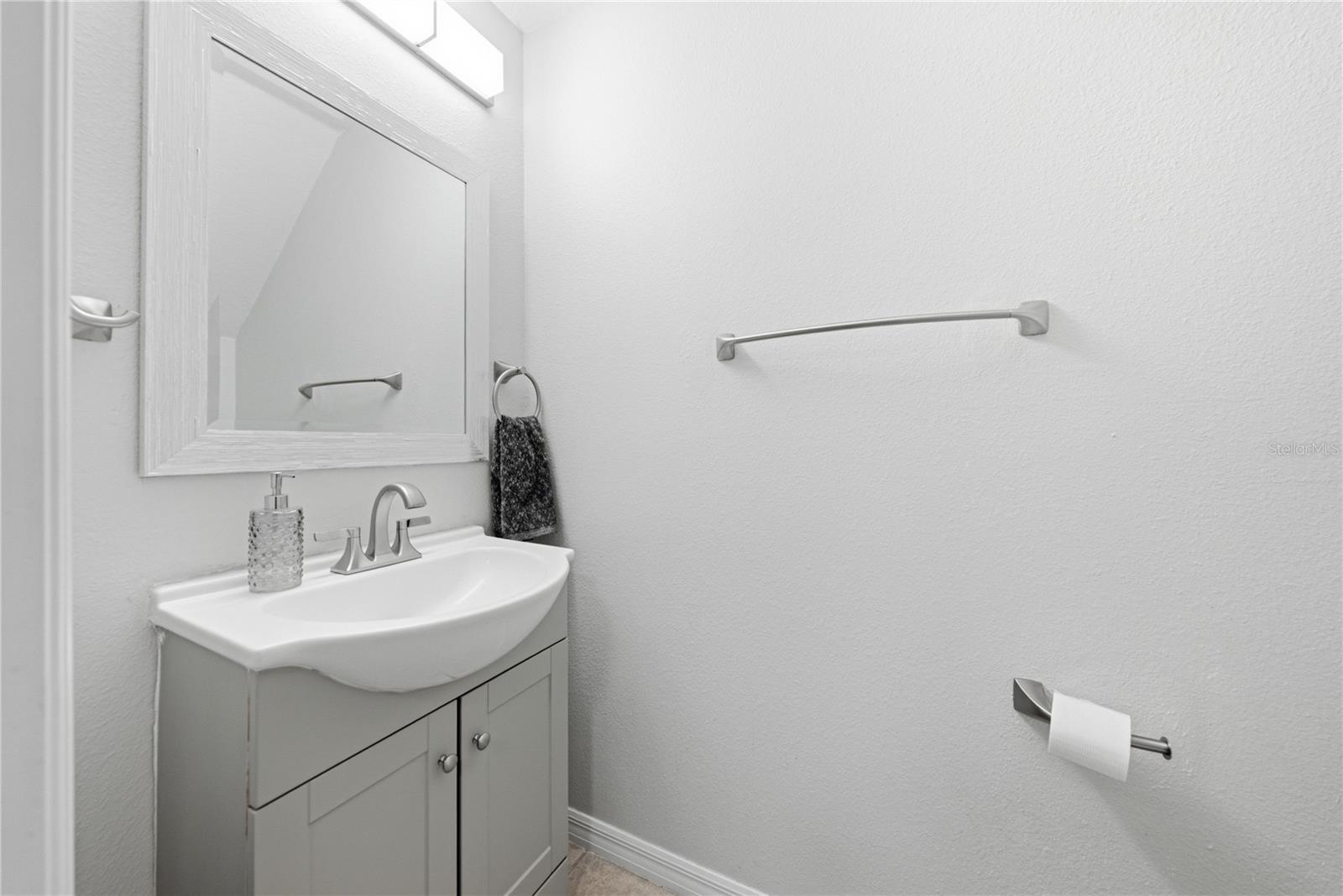 2405 Earlswood Ct Property Photo 19