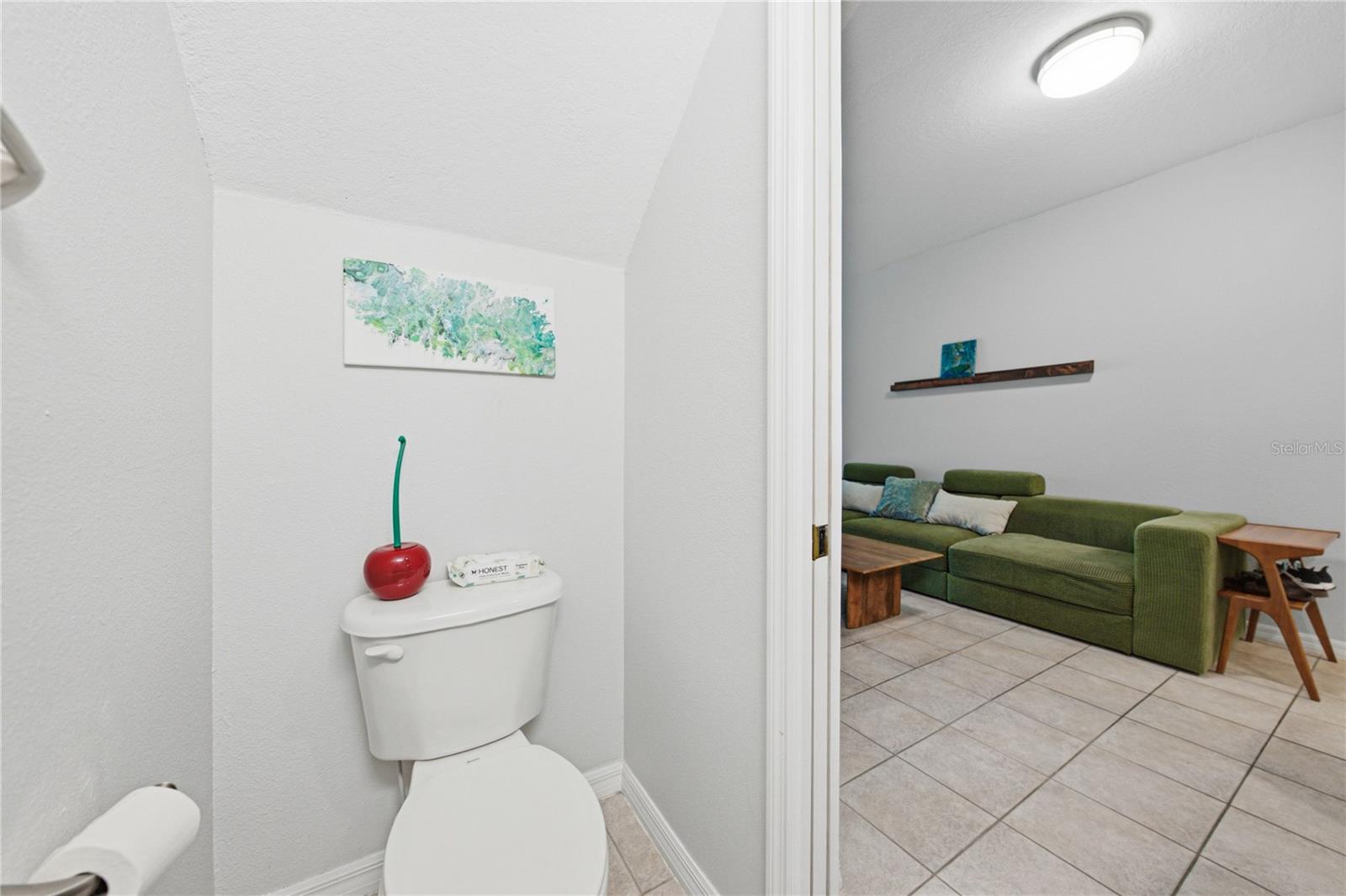 2405 Earlswood Ct Property Photo 20