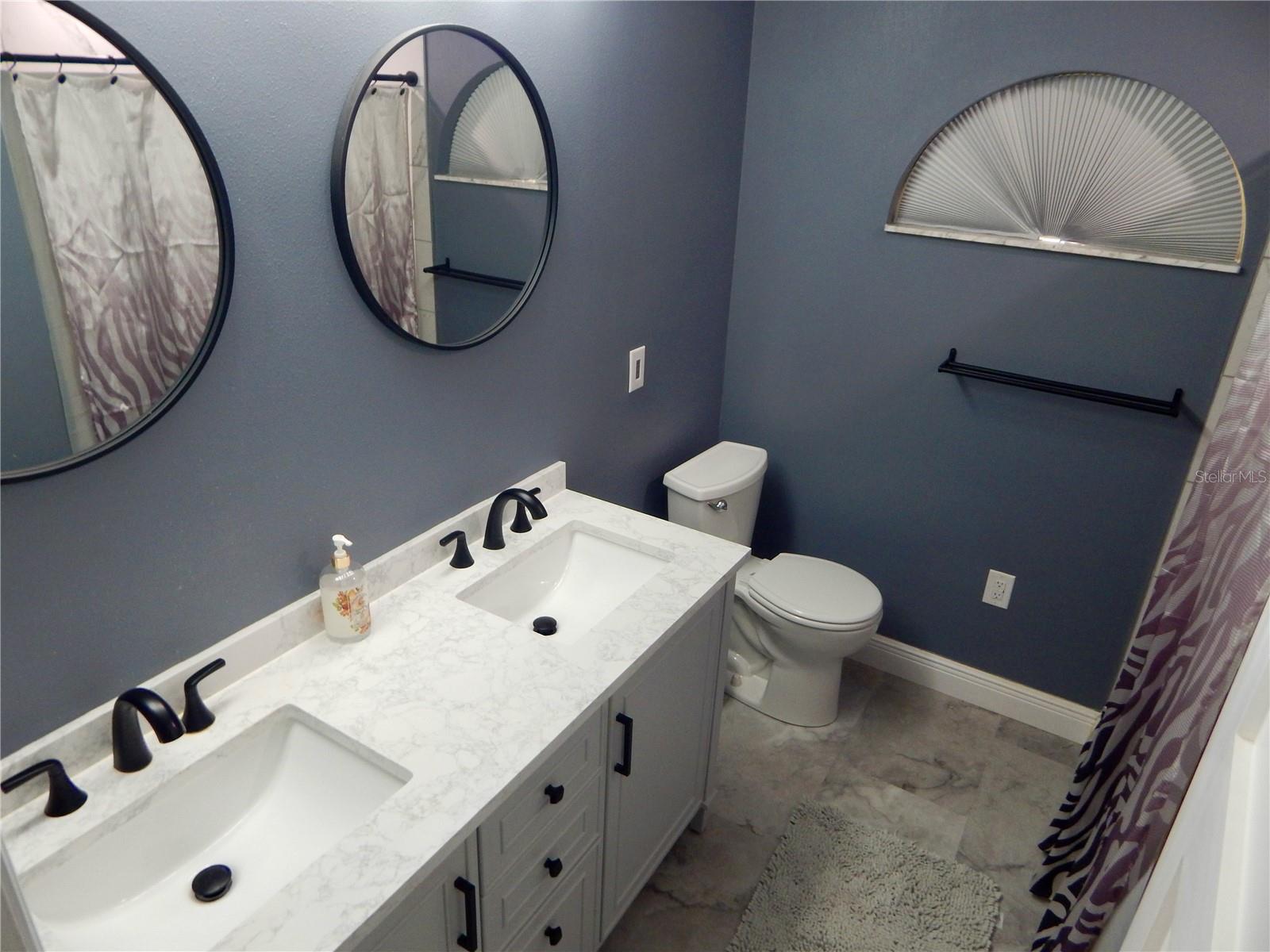 7353 Applegate Dr Property Photo 12
