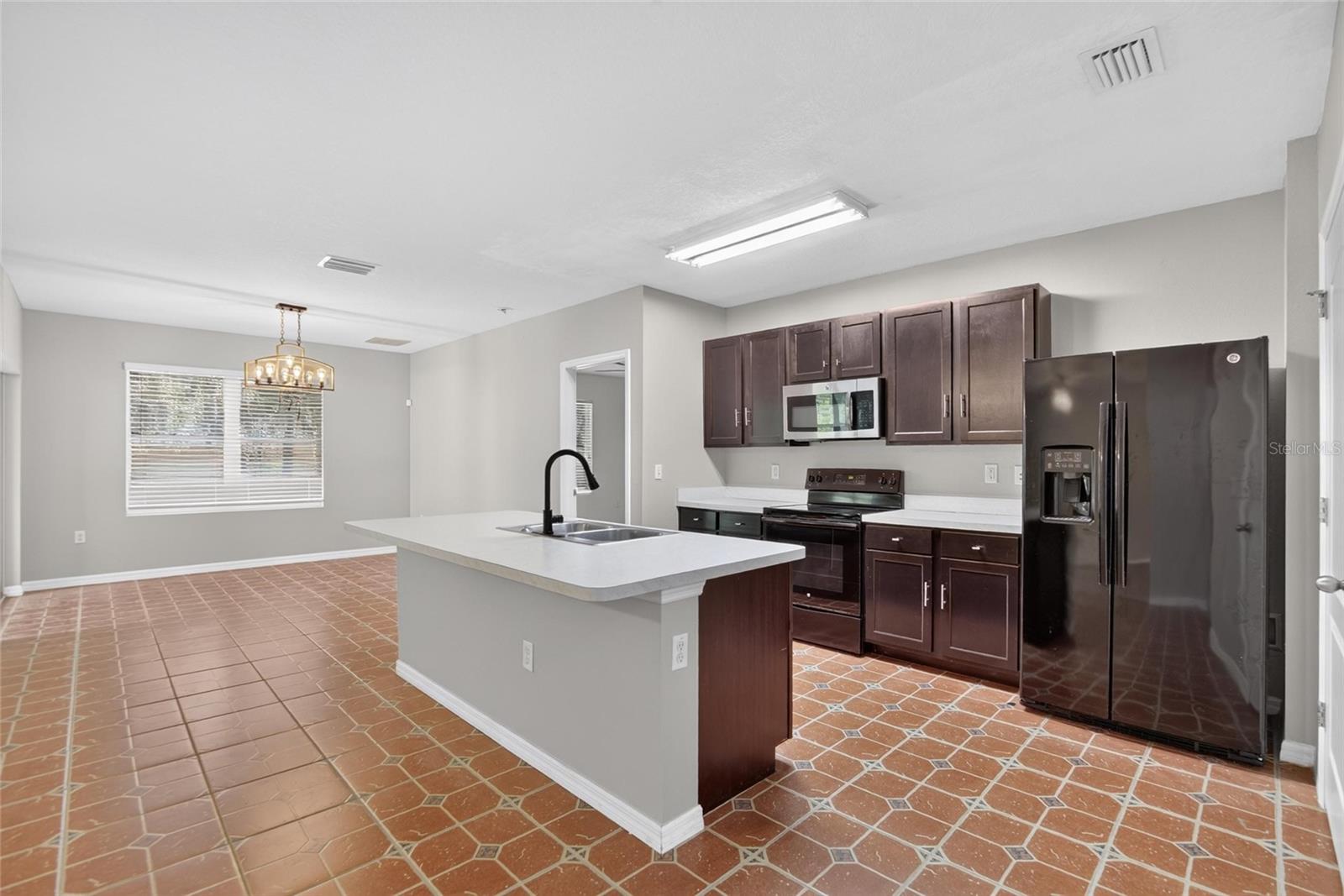 16441 Treasure Point Dr Property Photo 17