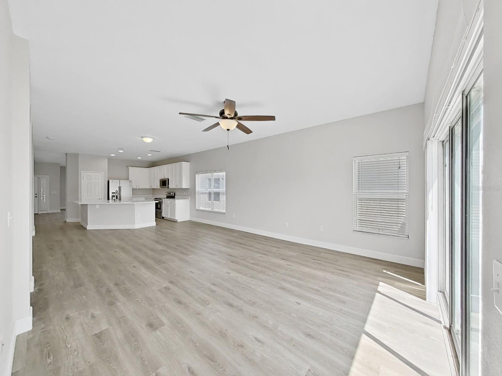 11908 Fern Blossom Dr Property Photo 24