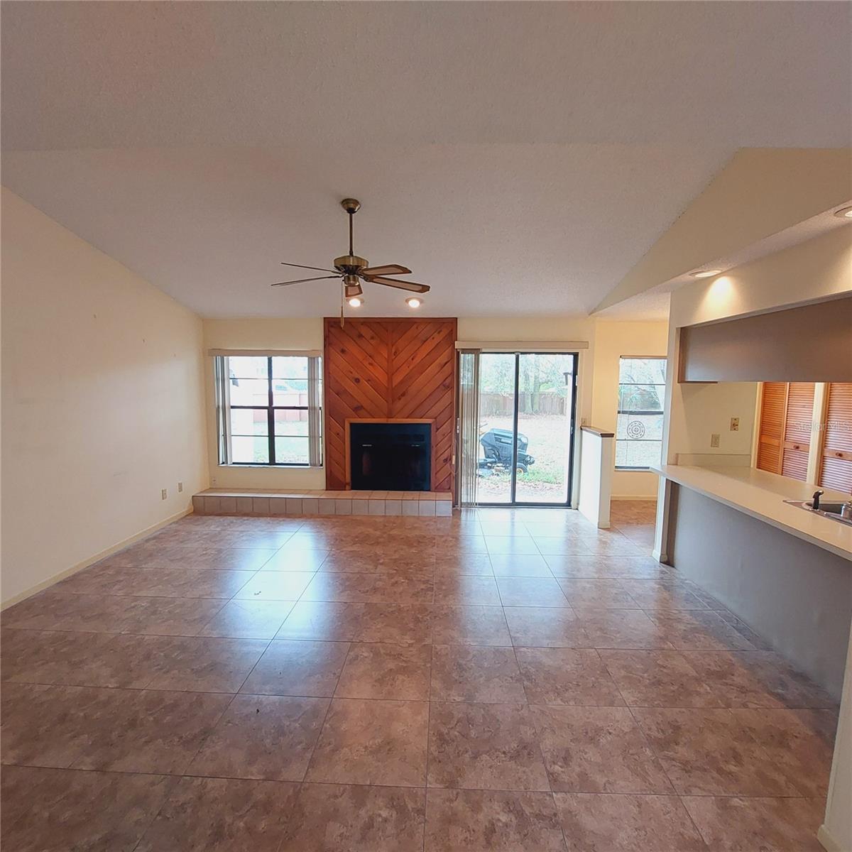 14902 Oldgate Pl Property Photo 7