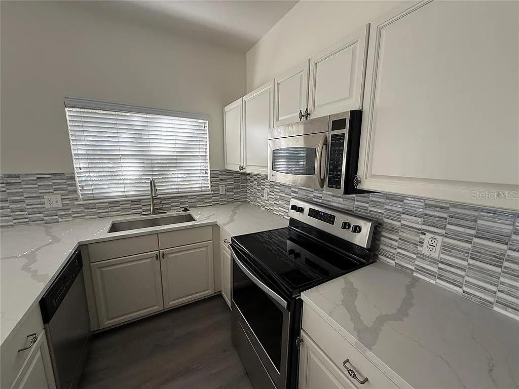 3116 Toscana Cir Property Photo 3