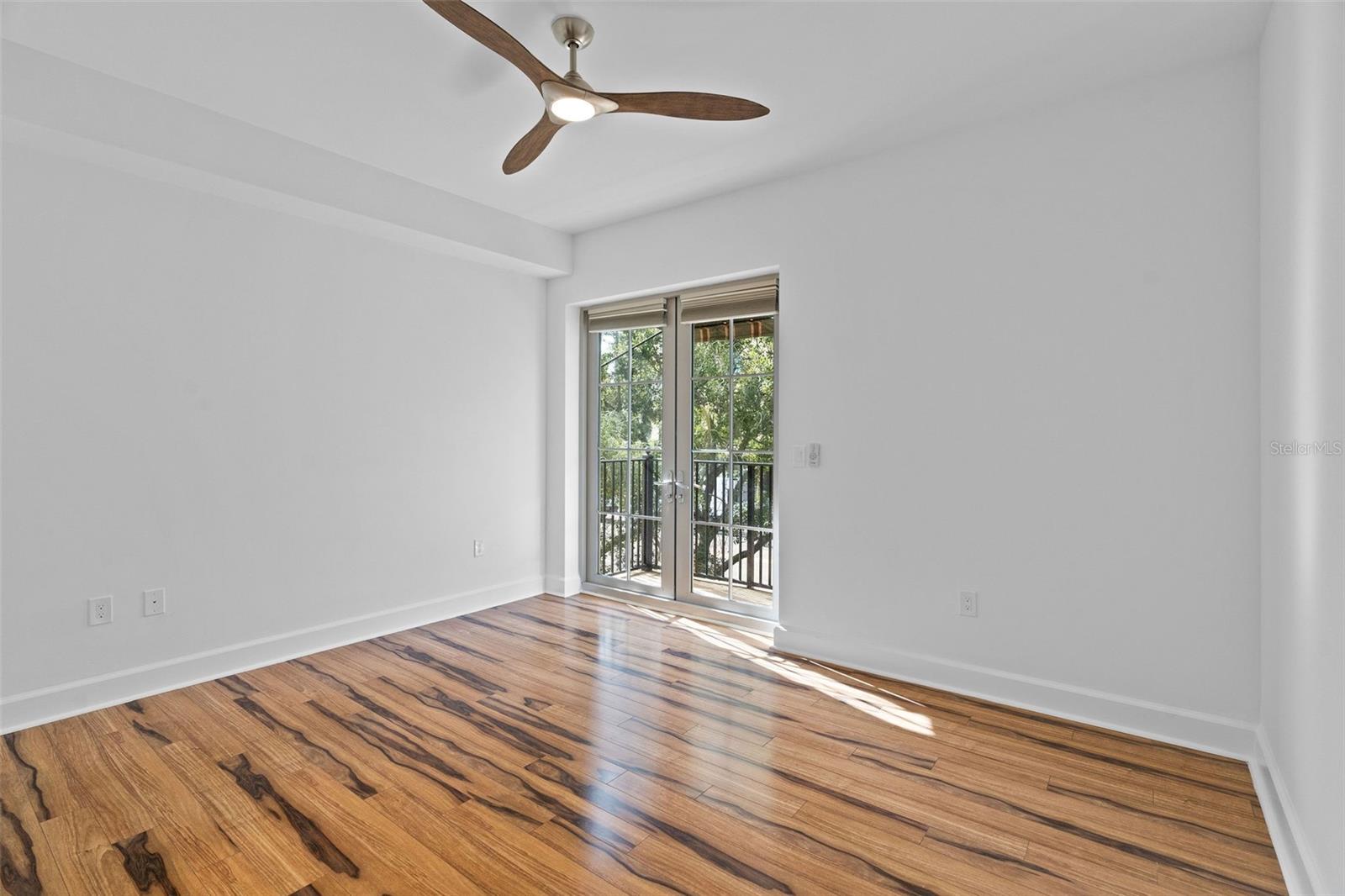 300 Beach Dr Ne #309 Property Photo 19