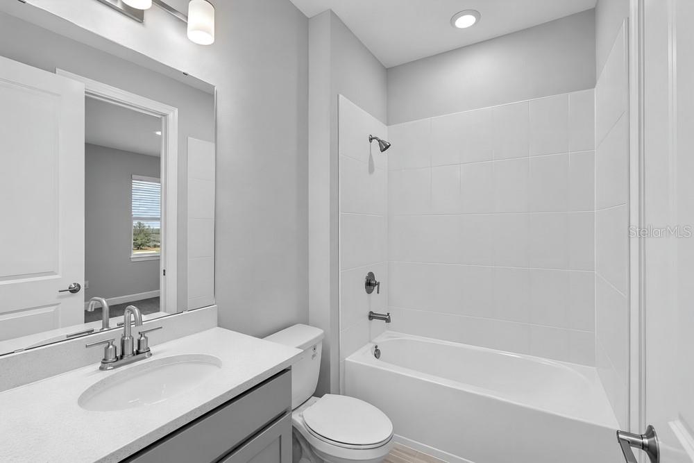 13906 Fletcher Dr Property Photo 8