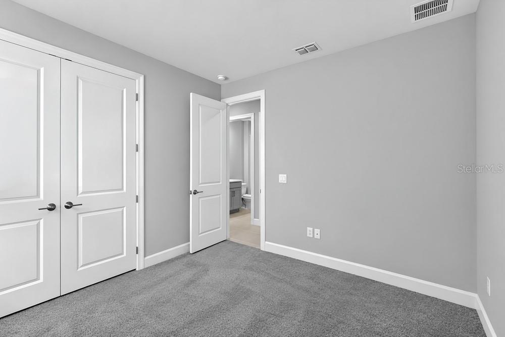 13906 Fletcher Dr Property Photo 9