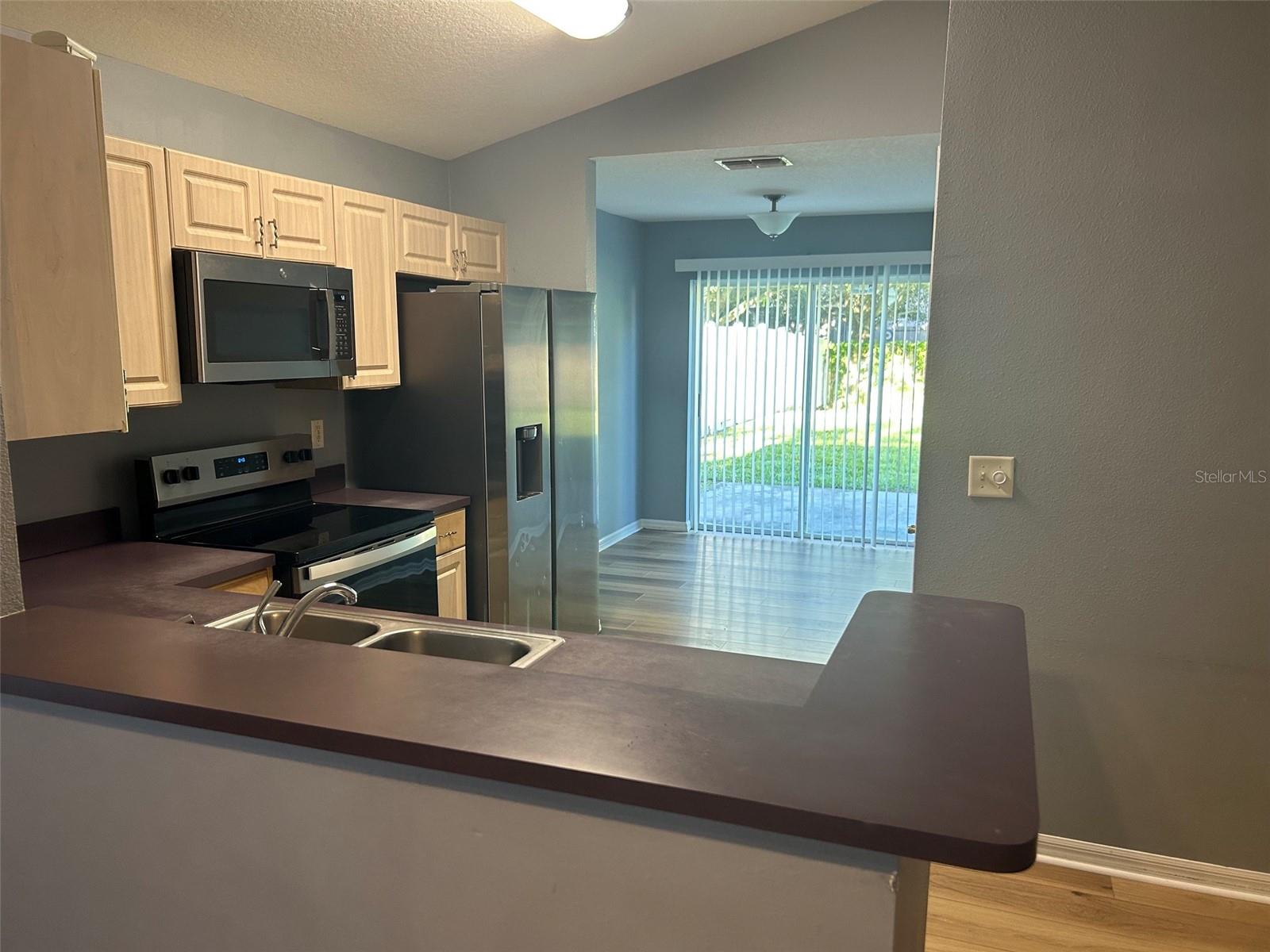 5707 Tanagerlake Rd Property Photo 3