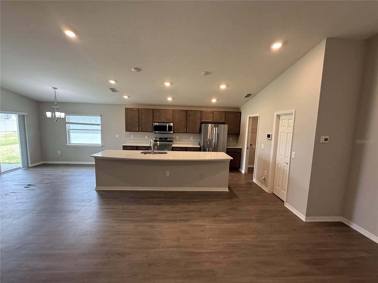 2586 San Marco Way Property Photo 6