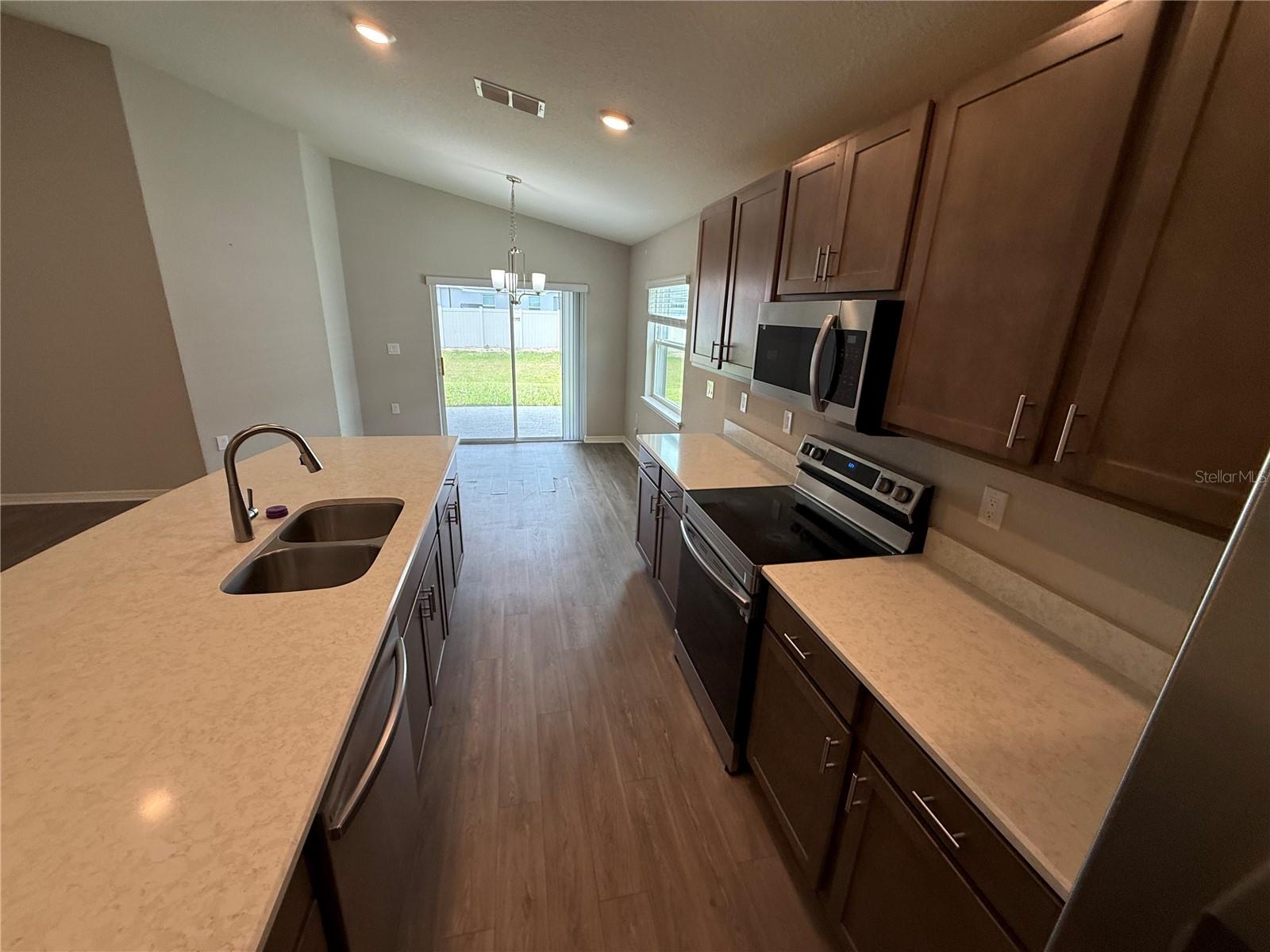 2586 San Marco Way Property Photo 10