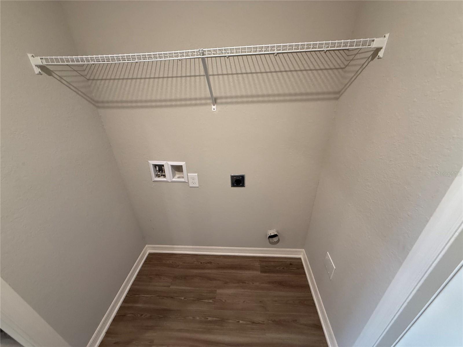2586 San Marco Way Property Photo 17
