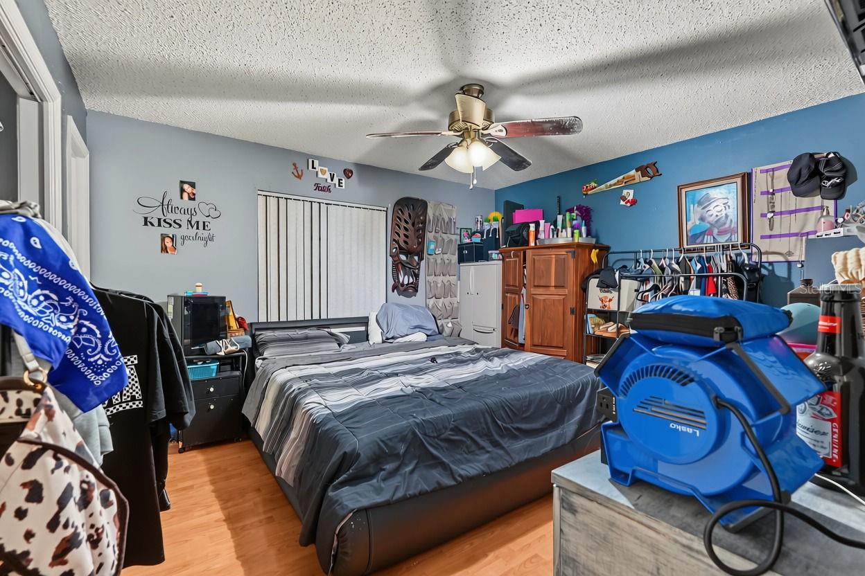 509 E Drew St Property Photo 15