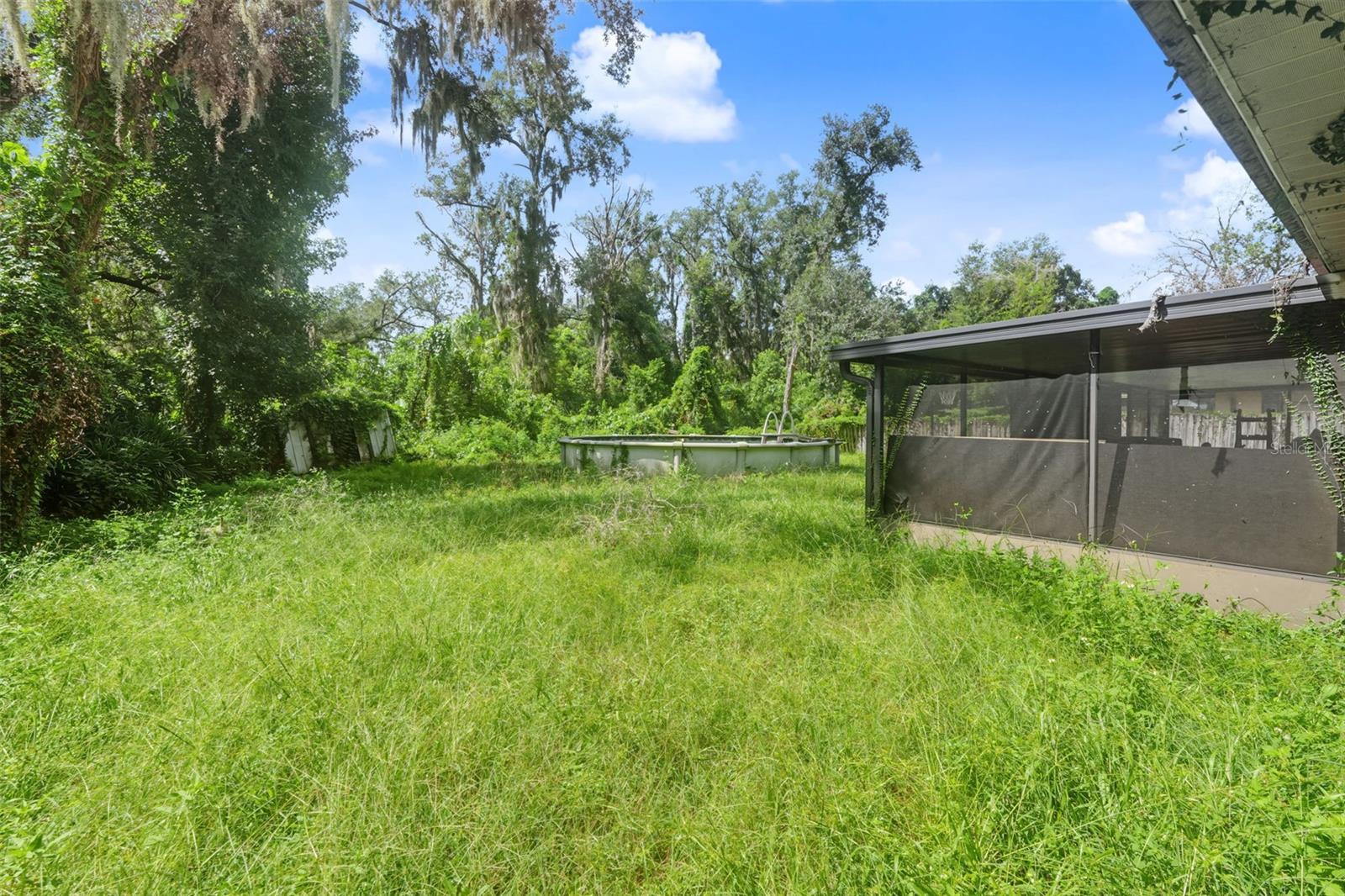 509 E Drew St Property Photo 30