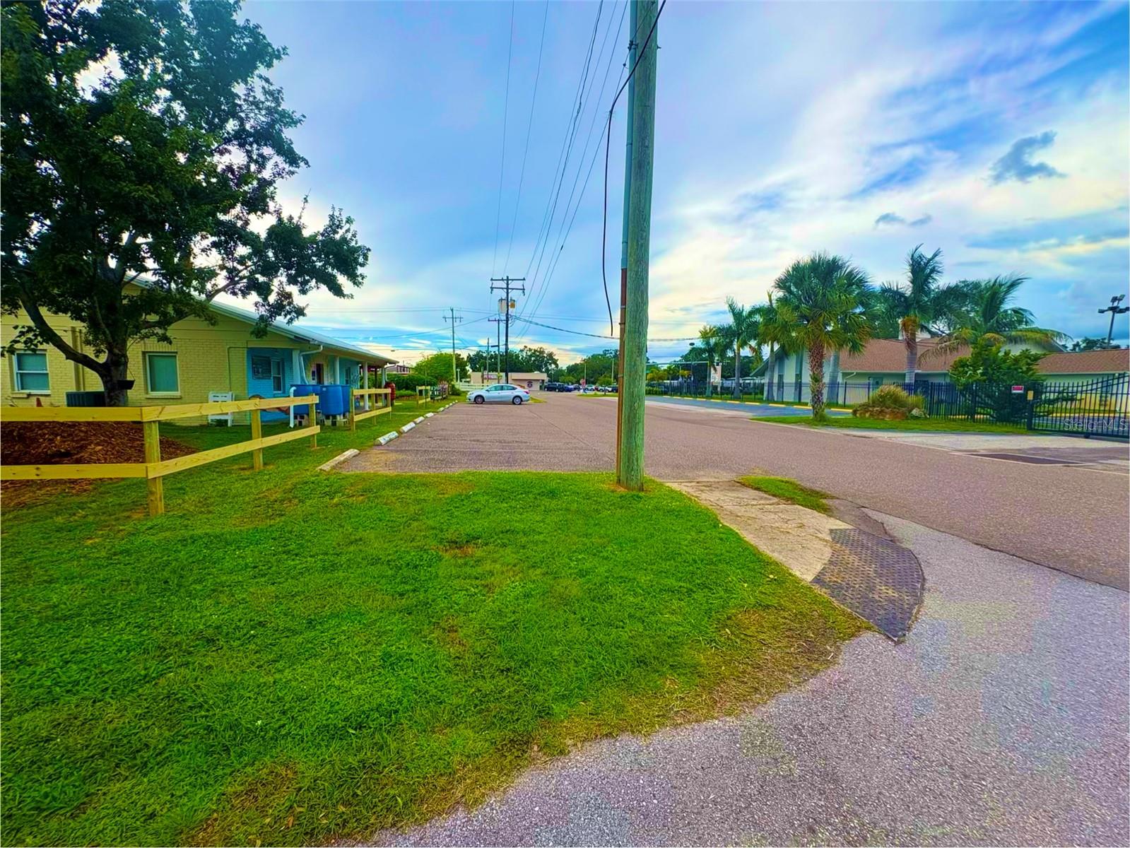 5521 Hanley Rd Property Photo 34