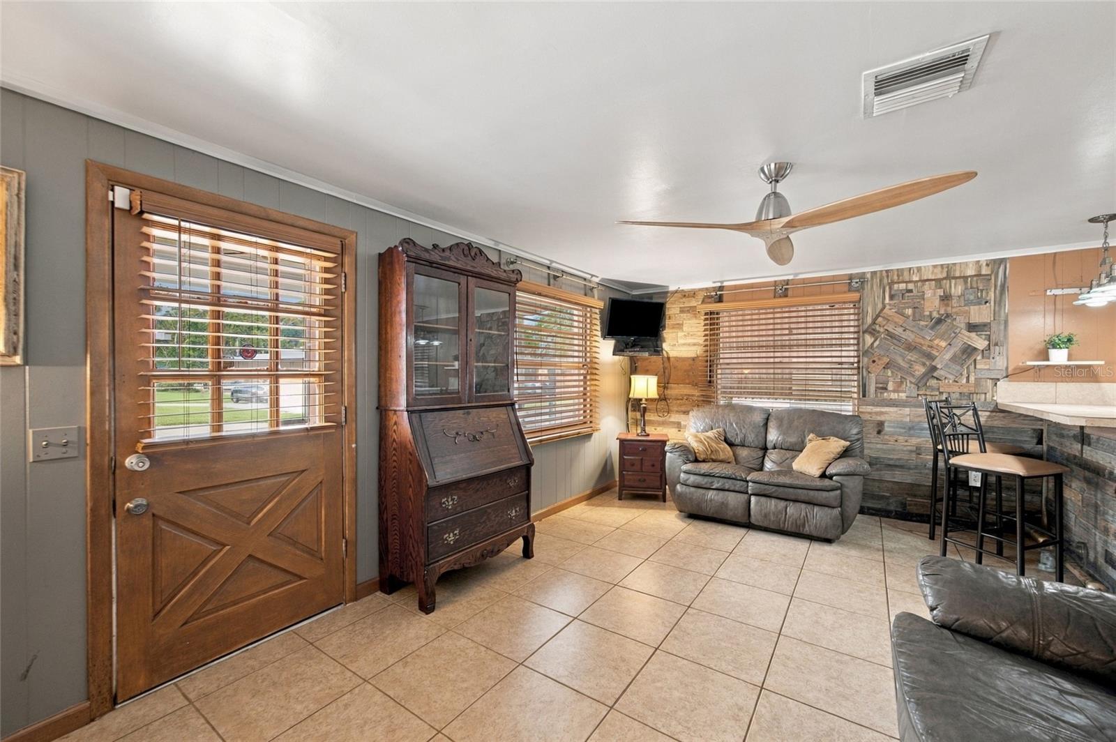 10 Lychee Dr Property Photo 8