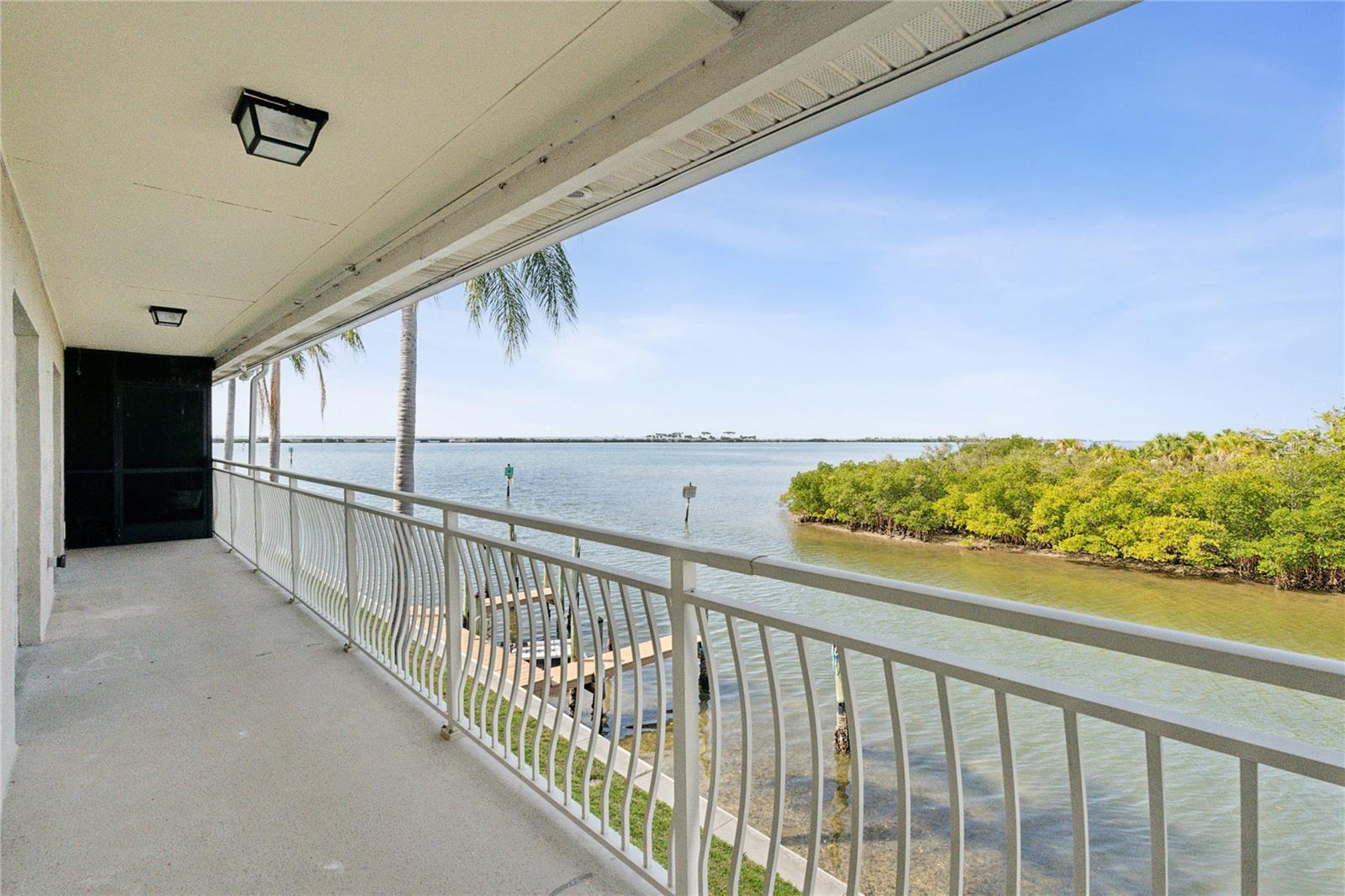 8829 Bay Pointe Dr #206 Property Photo 1