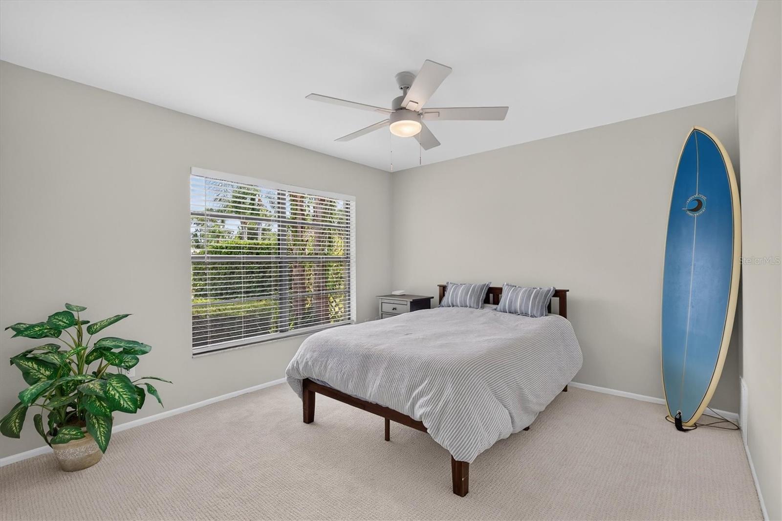 5466 Greyston St Property Photo 18