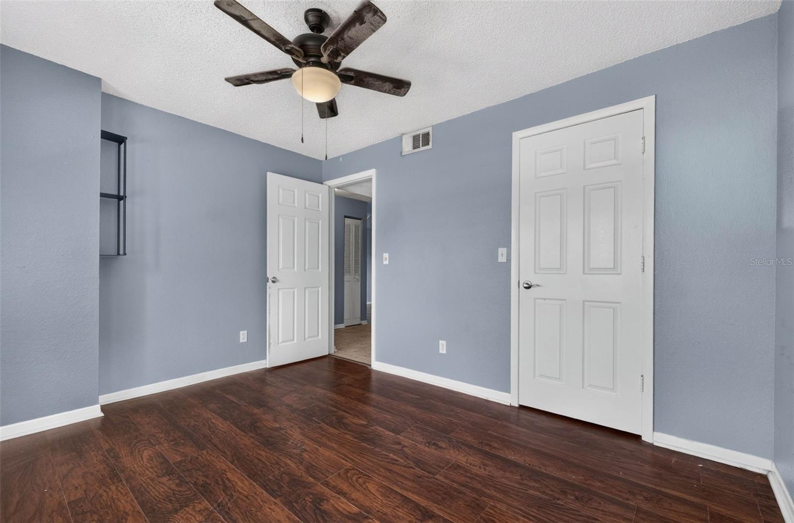 6301 58th St N #806 Property Photo 13