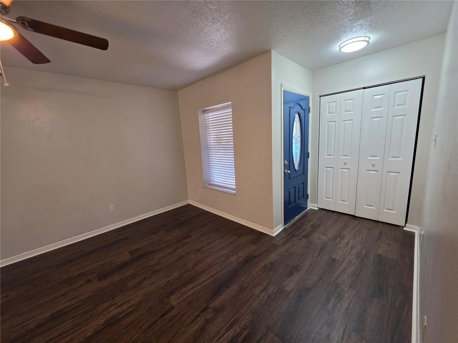 851 Creekway Ct Property Photo 6