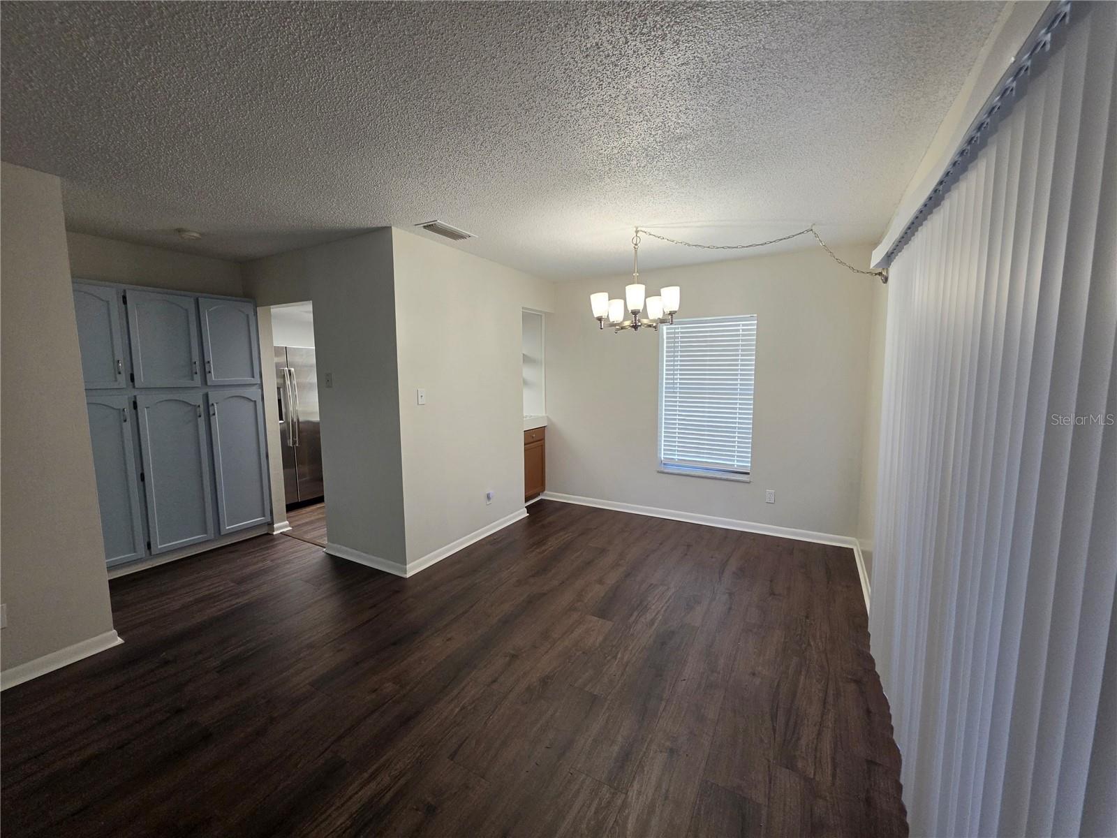851 Creekway Ct Property Photo 8