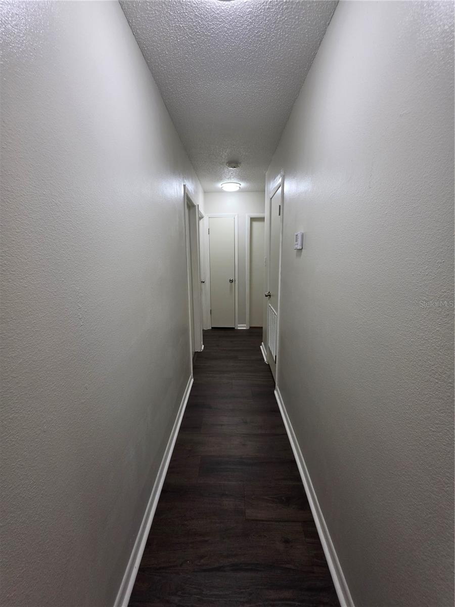 851 Creekway Ct Property Photo 17