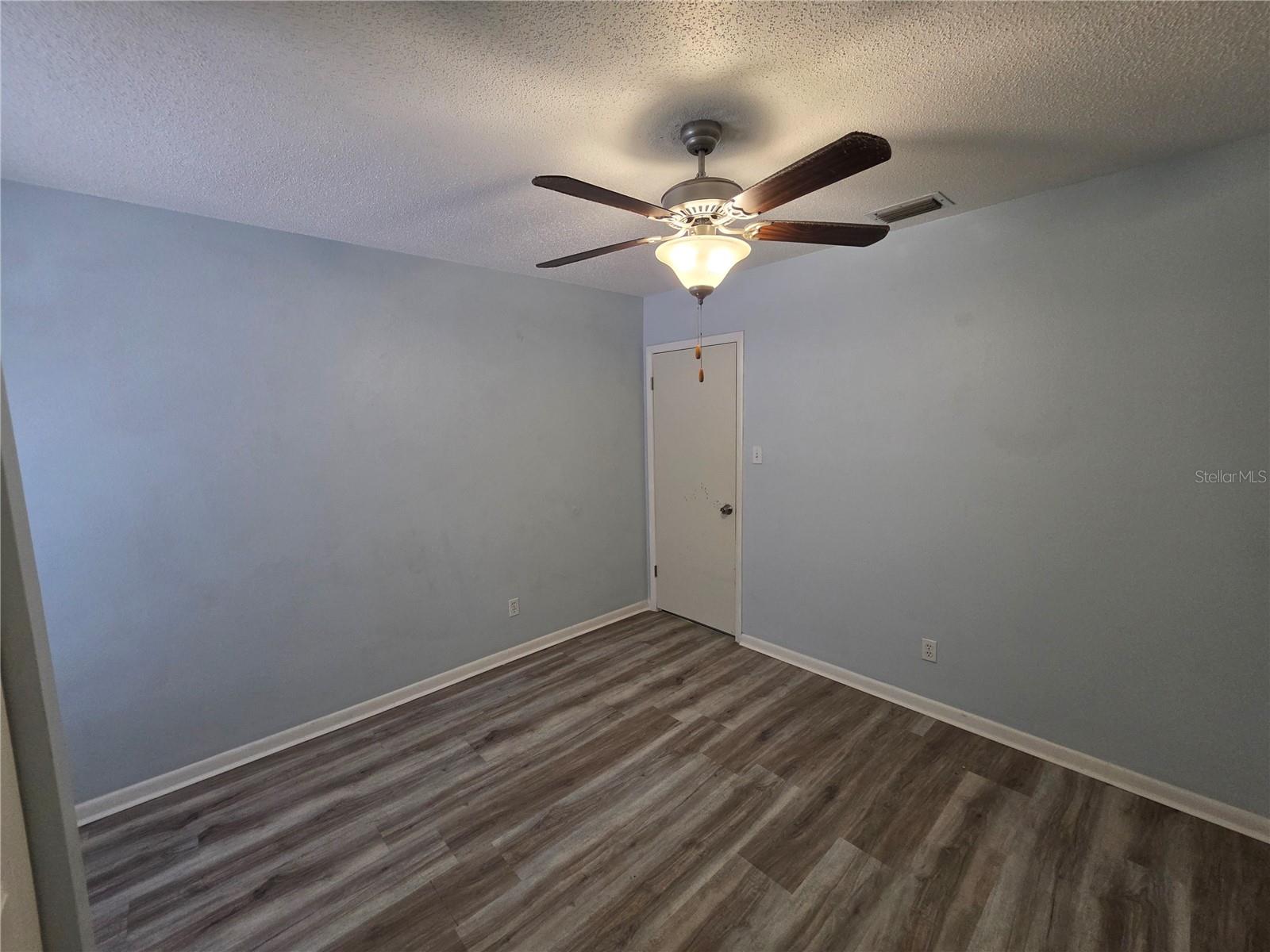 851 Creekway Ct Property Photo 20