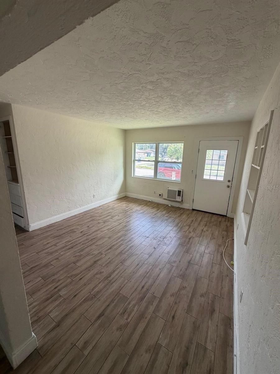 1902 W 12th Ave #a Property Photo 2