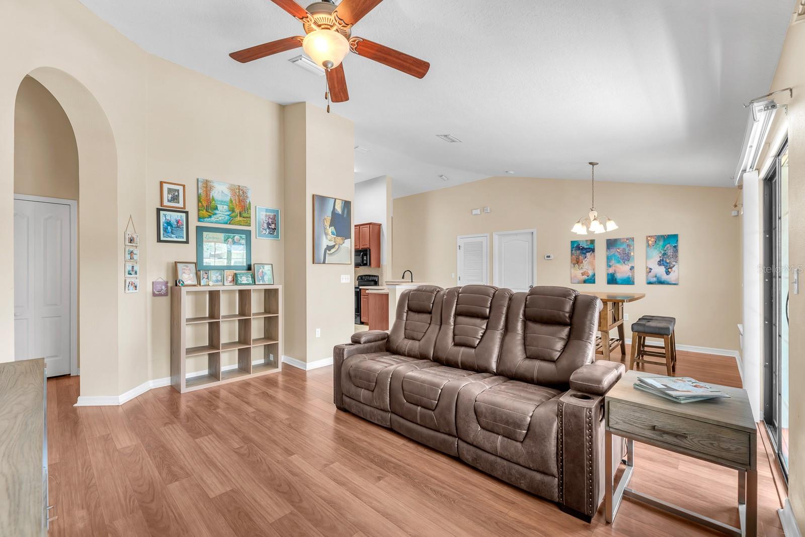 5521 Kinglethill Drive Property Photo 14