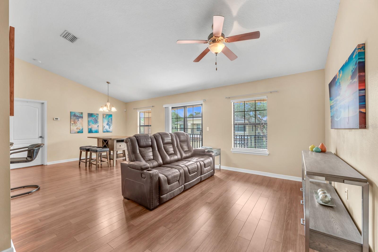 5521 Kinglethill Drive Property Photo 15