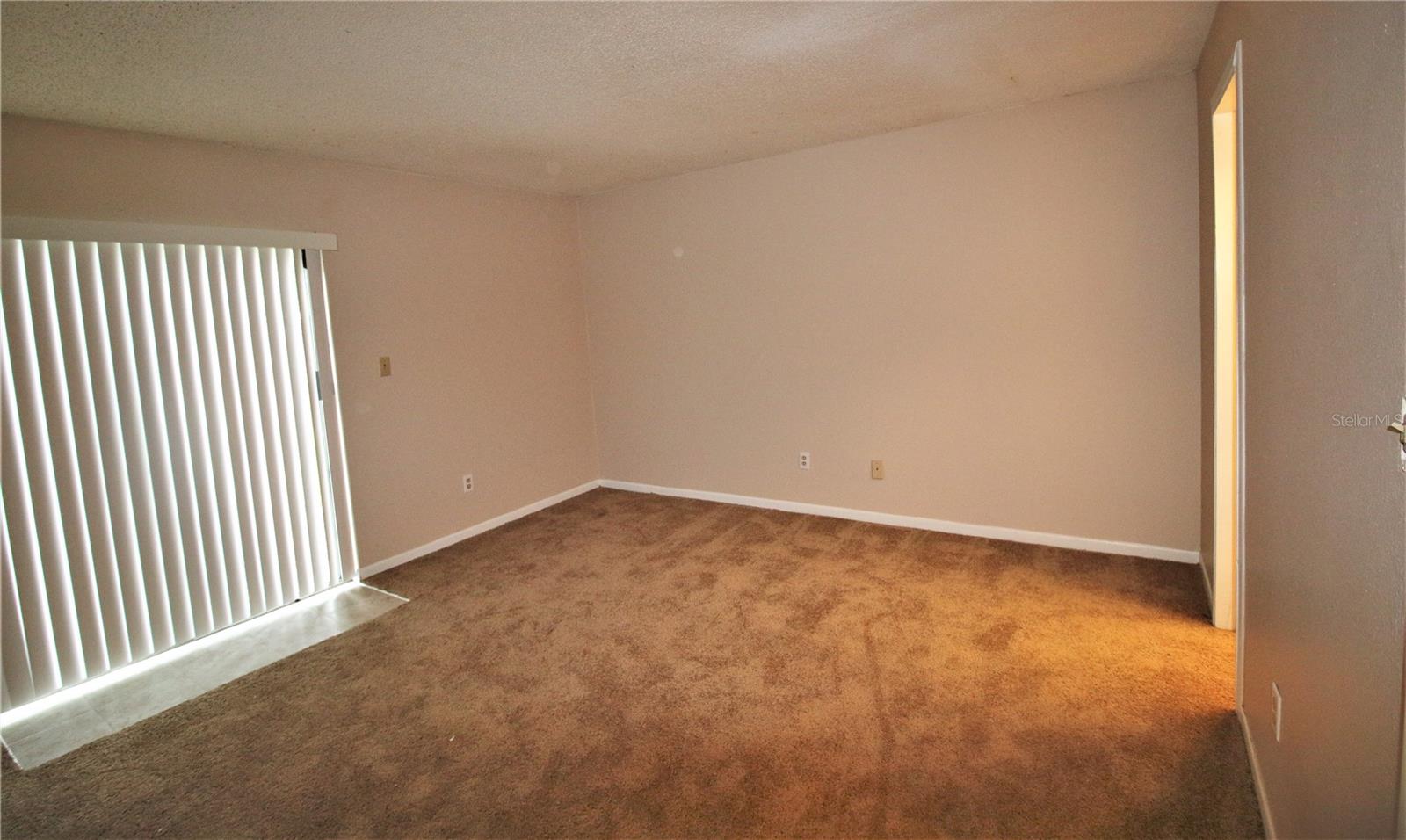 6633 68th St N Property Photo 9