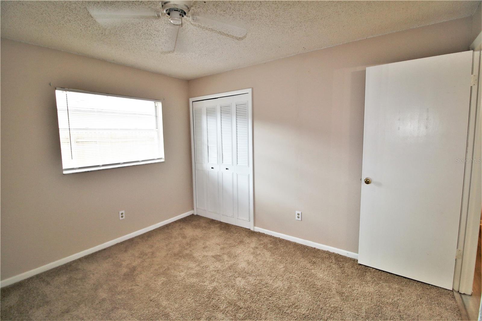 6633 68th St N Property Photo 14