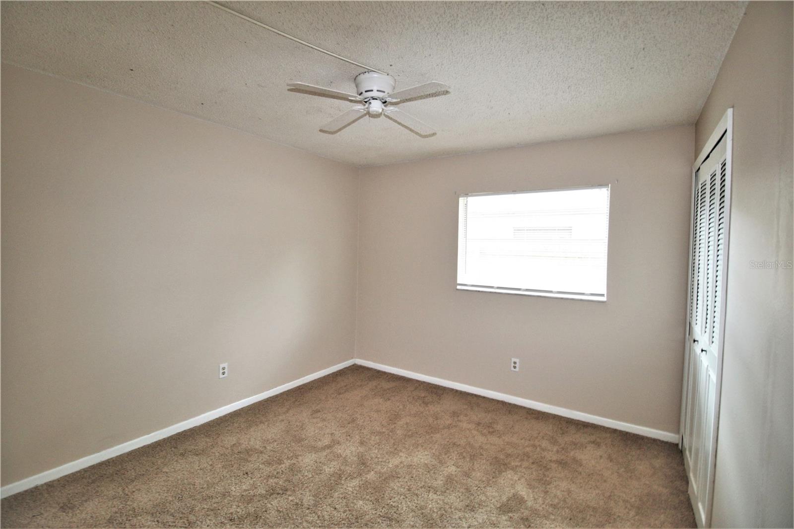 6633 68th St N Property Photo 15