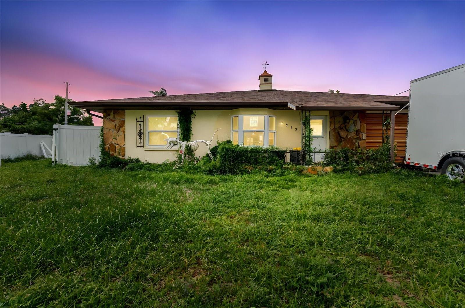 8513 BELLA VIA Property Photo 1