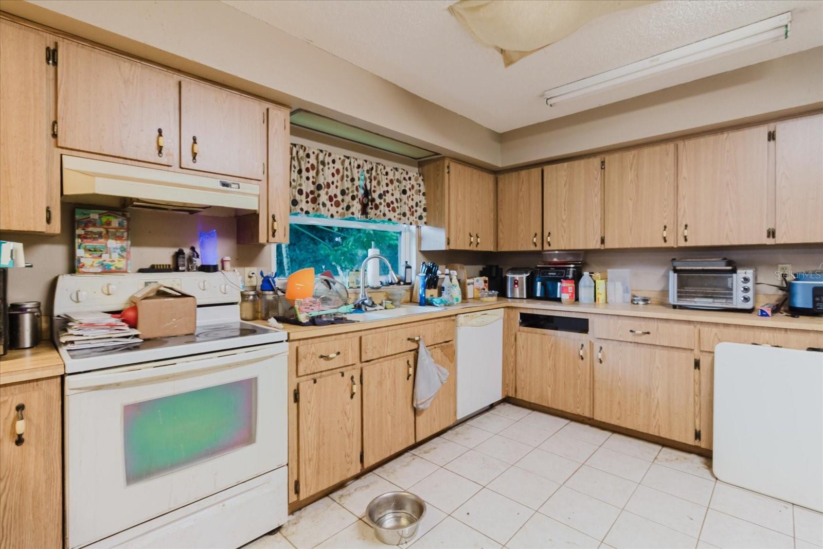 8513 Bella Via Property Photo 19