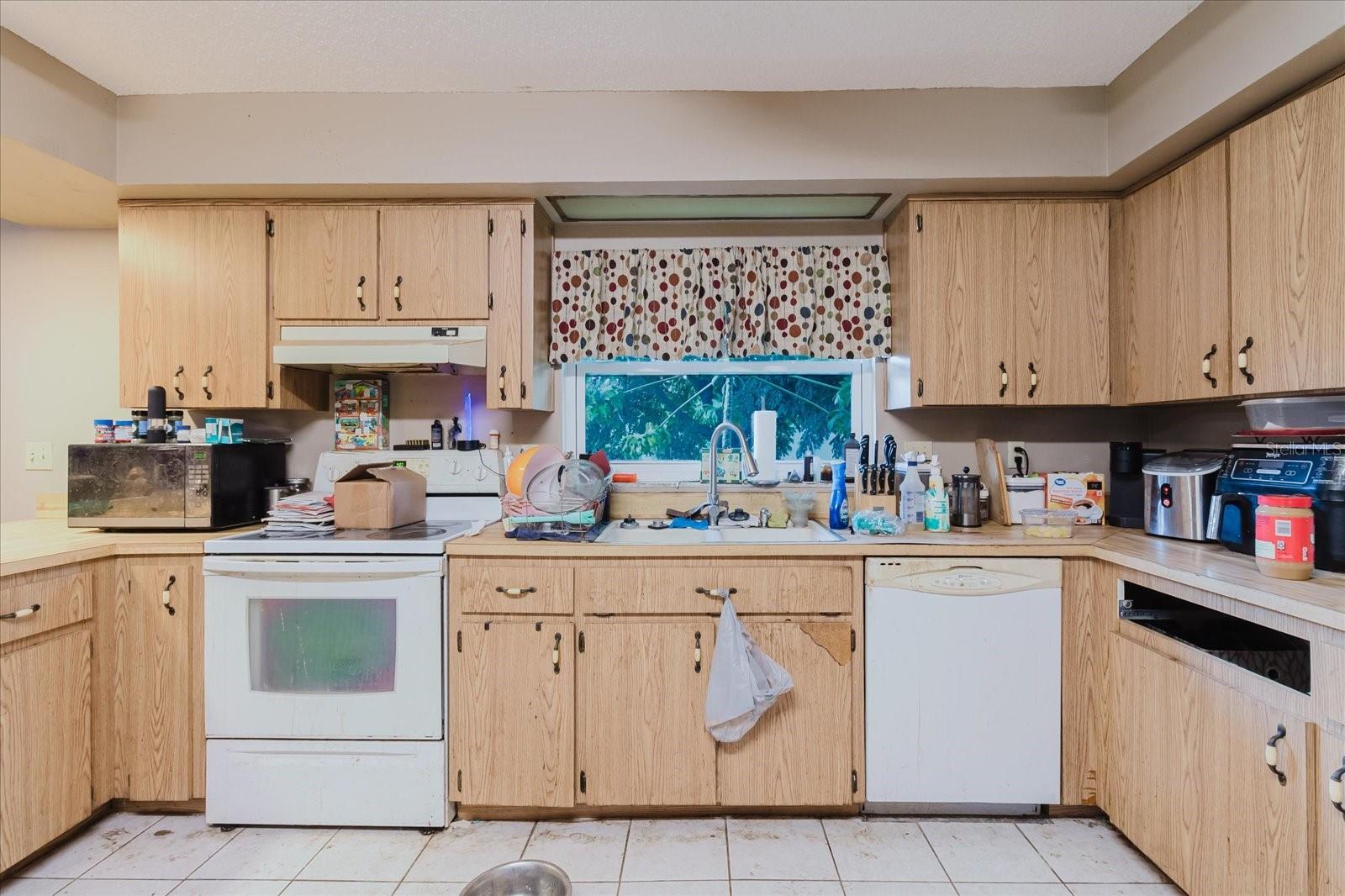 8513 Bella Via Property Photo 20