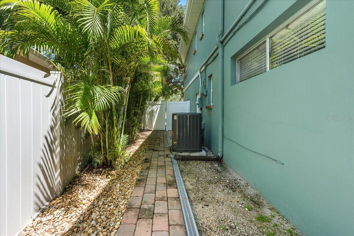 3528 Foster Hill Dr N Property Photo 42