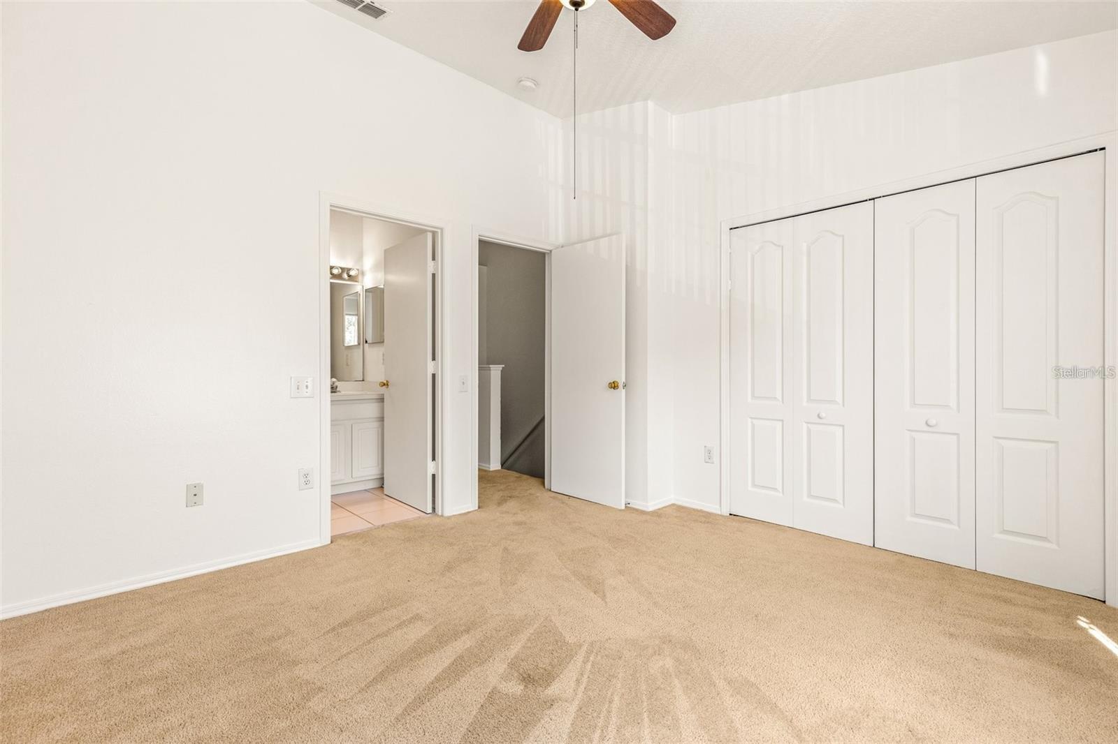 1237 Kennewick Ct Property Photo 4