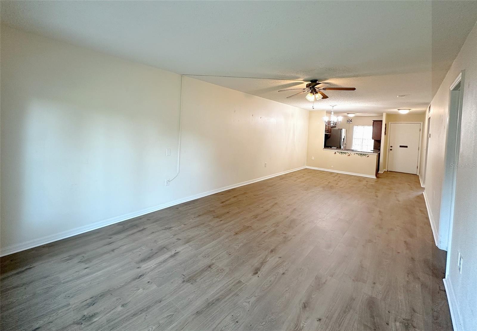 1279 Mission Hills Blvd Property Photo 2