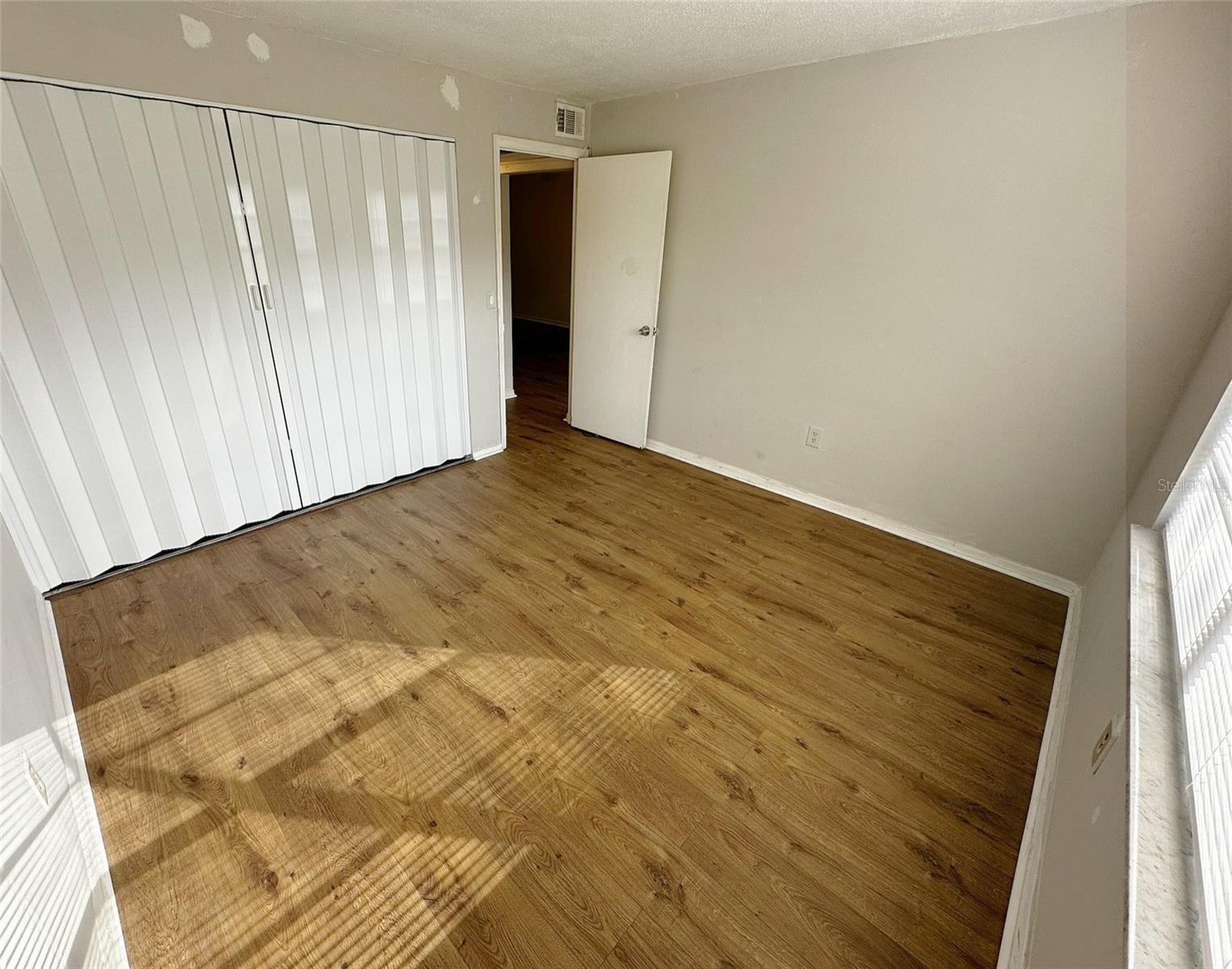 1279 Mission Hills Blvd Property Photo 6