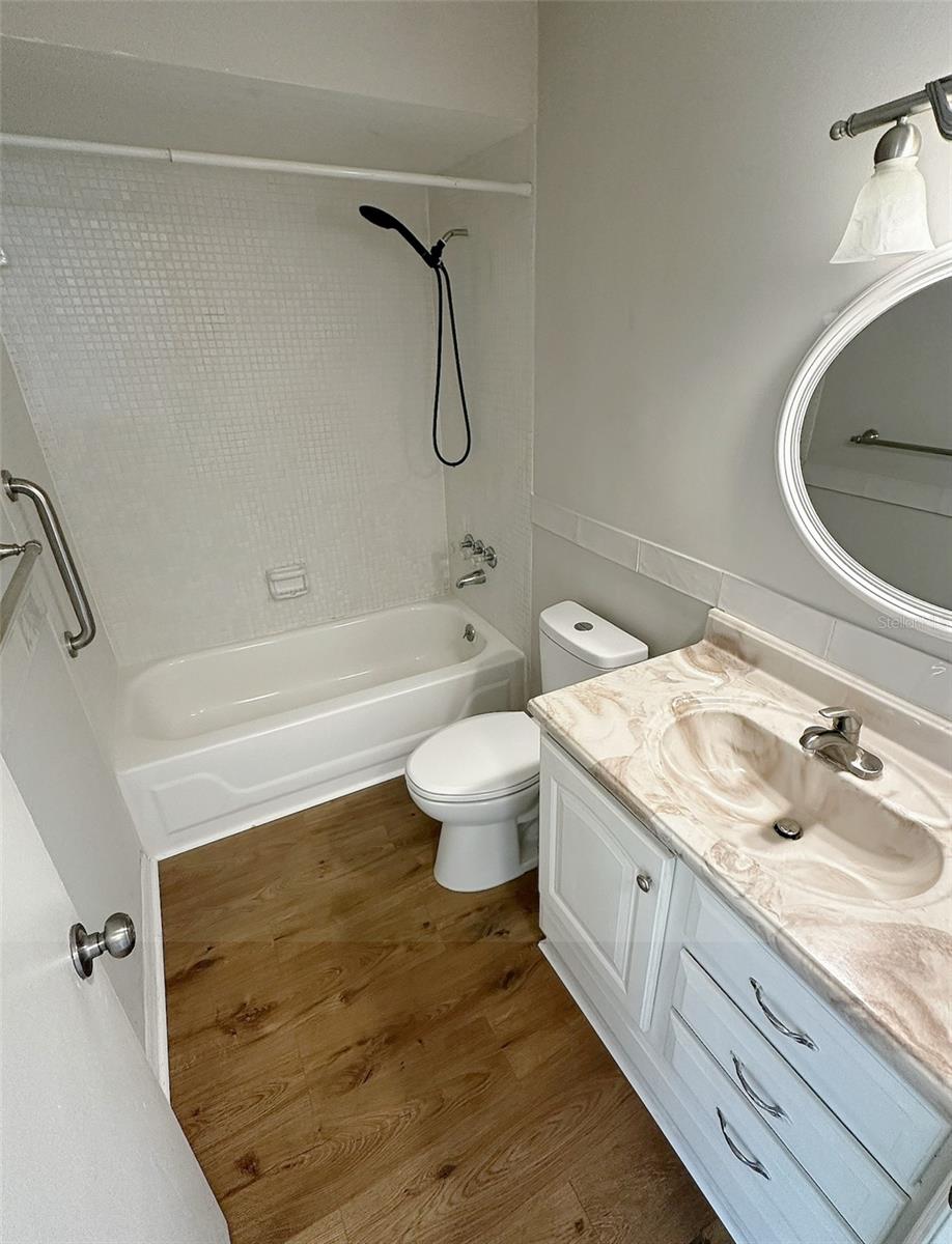 1279 Mission Hills Blvd Property Photo 8