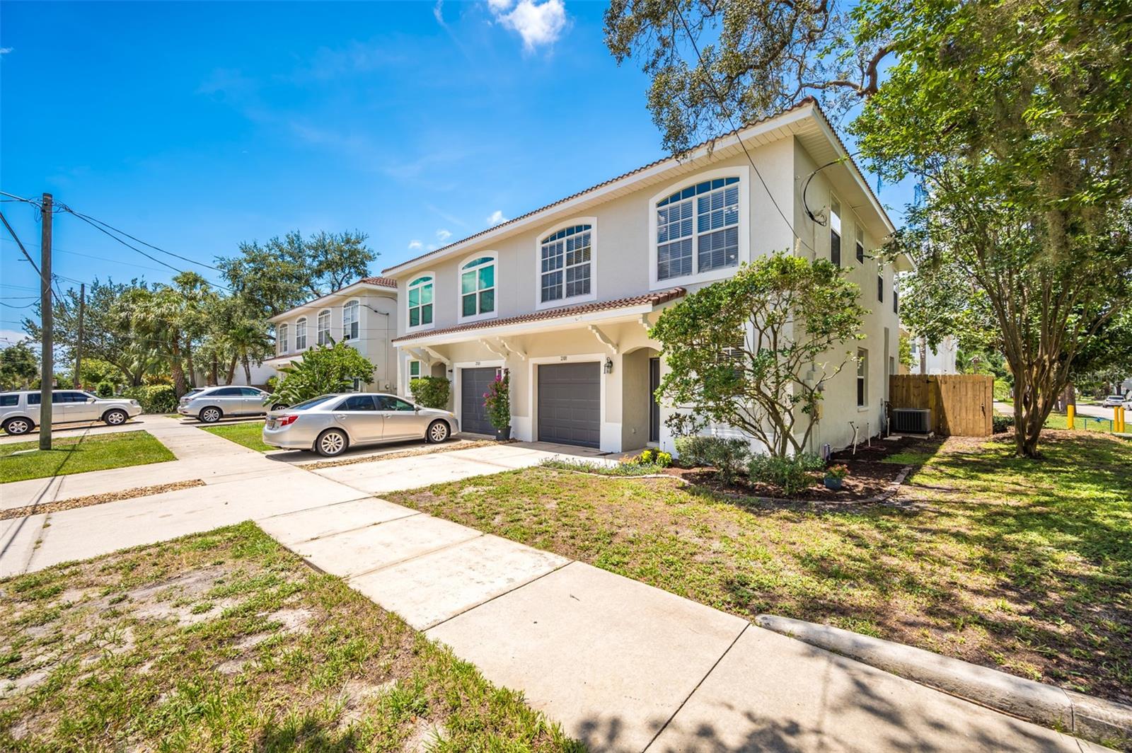 2101 W De Leon St Property Photo 49