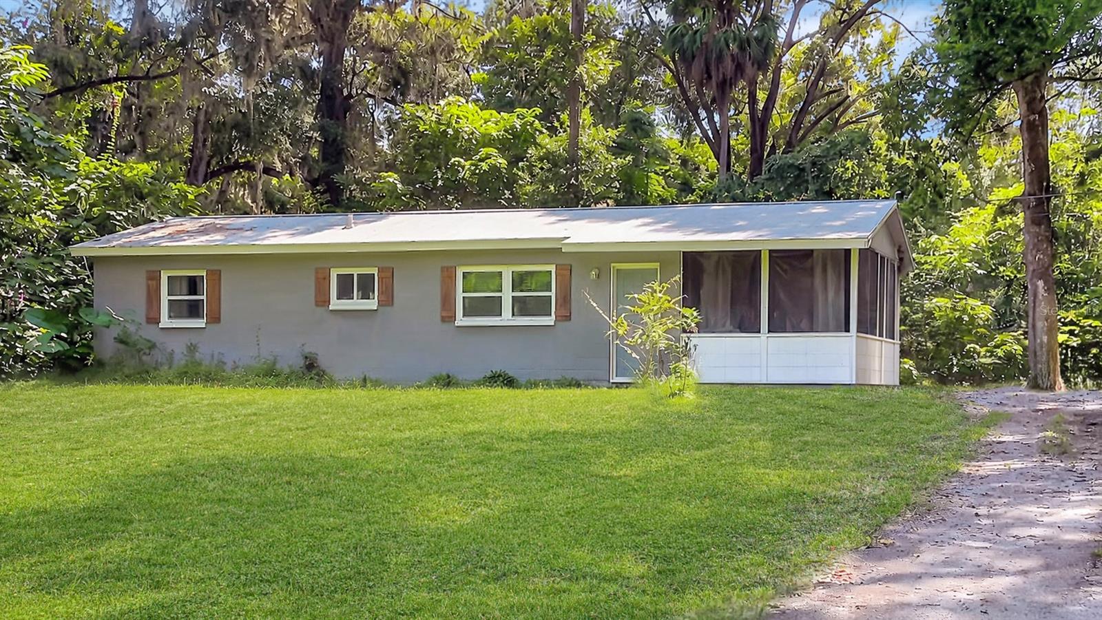 1014 Roosevelt Ave Property Photo 1