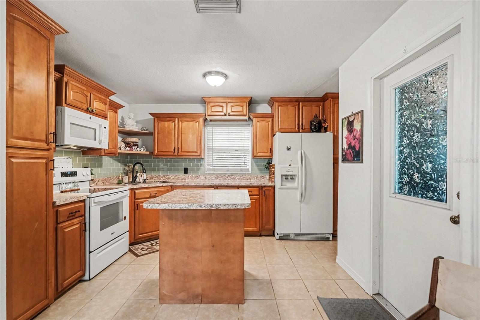 1014 Roosevelt Ave Property Photo 4