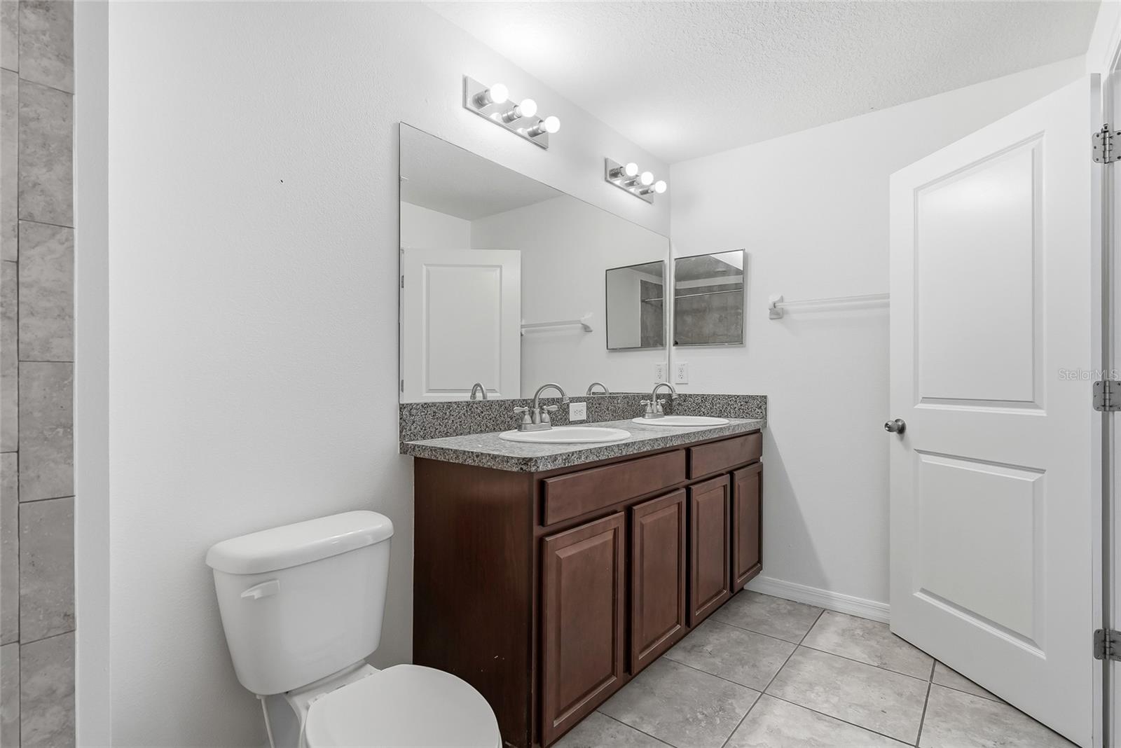 12942 Utopia Gardens Way Property Photo 28
