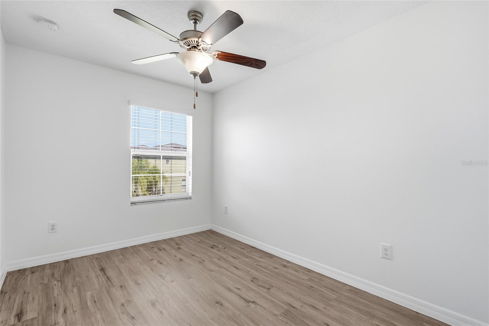 12942 Utopia Gardens Way Property Photo 33