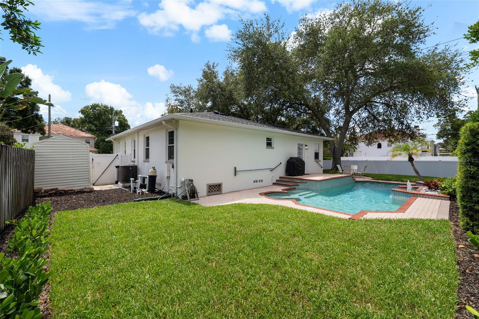 3823 W Tacon St Property Photo 32
