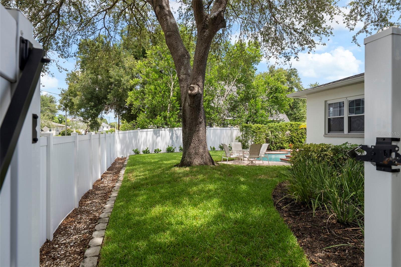 3823 W Tacon St Property Photo 37