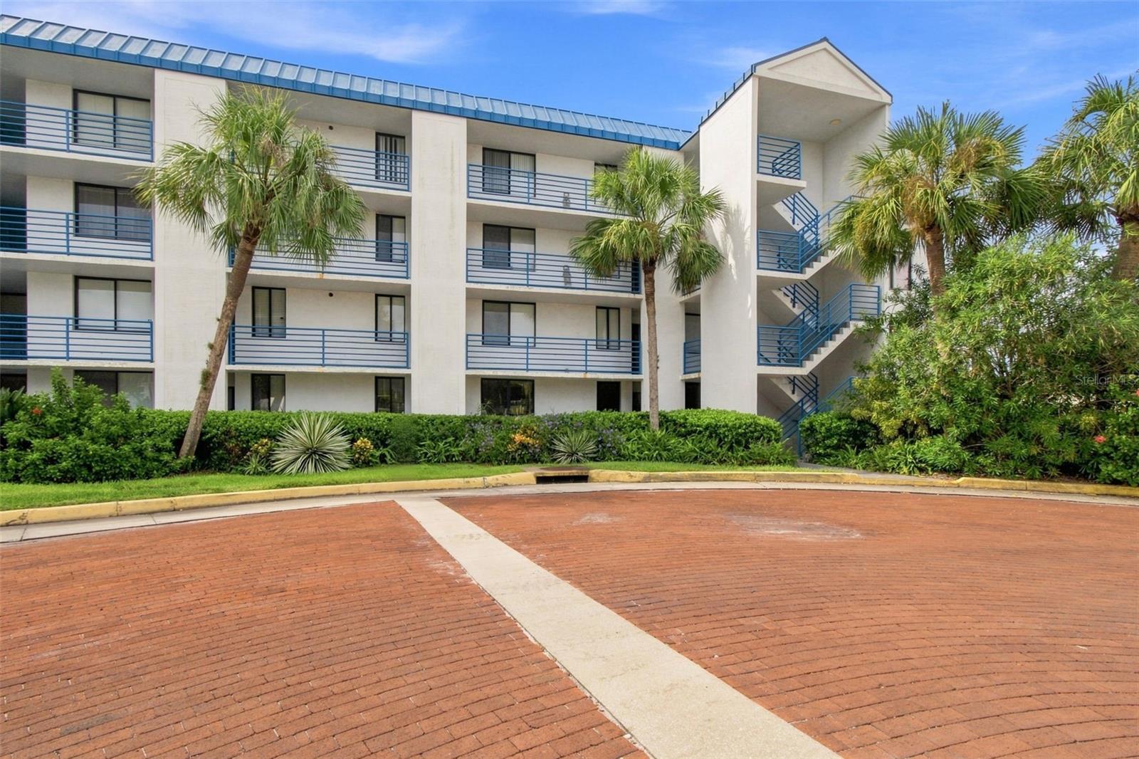 2424 W Tampa Bay Blvd #l404 Property Photo 2