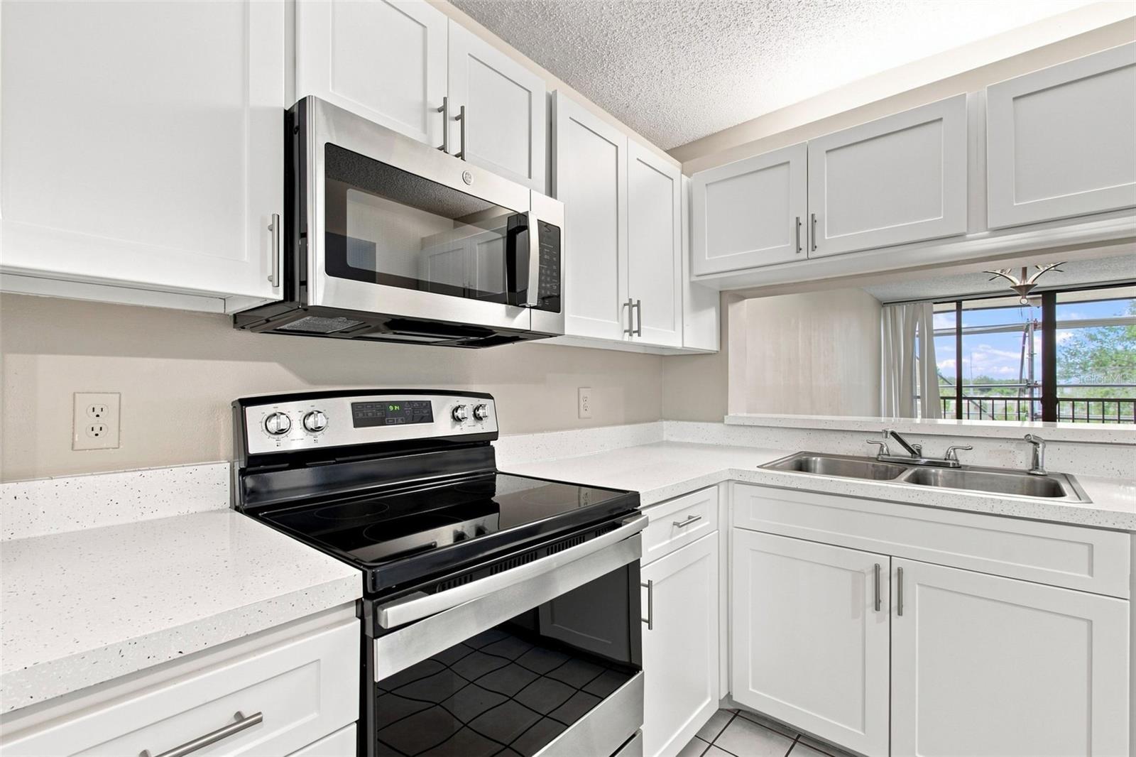 2424 W Tampa Bay Blvd #l404 Property Photo 10